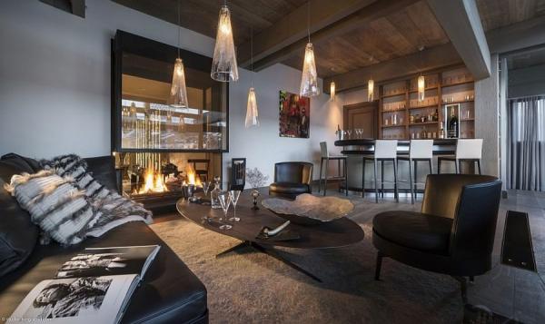 Home-bar-and-fireplace-in-the-lavish-French-Chalet