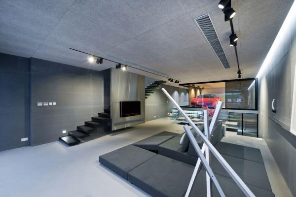 House-in-Sai-Kung-Staircase-Wall-TV