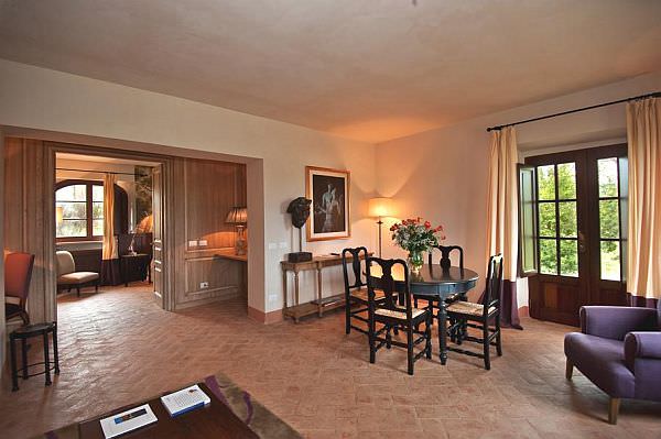 Luxury-Castel-Monastero1