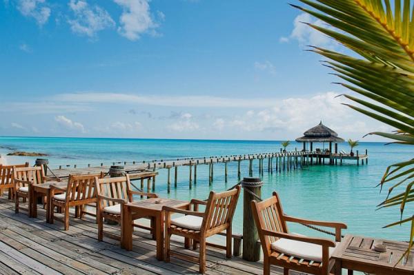Mesmerizing-Maldives-resort-with-contemporary-comfort-and-natural-goodness
