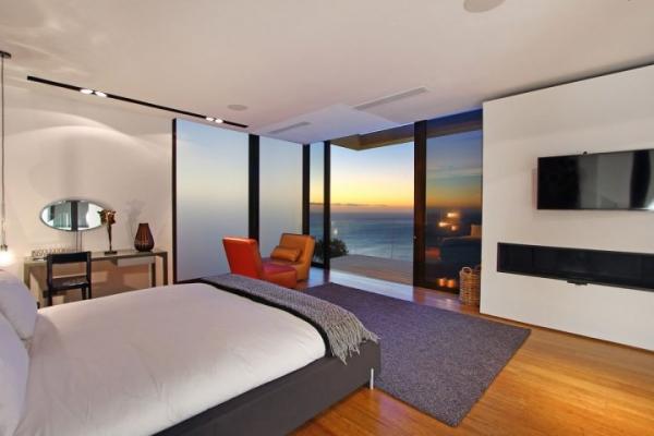 Modern-guest-bedroom-with-an-ocean-view