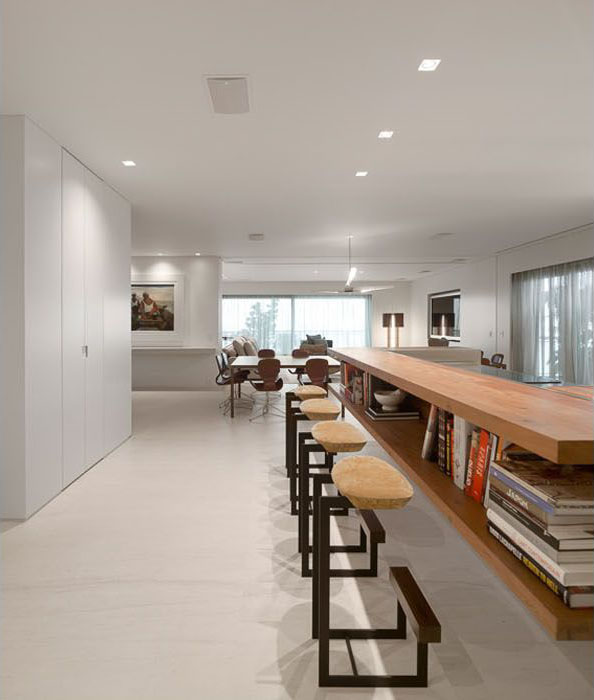 Rio-apartment-kitchen-bar
