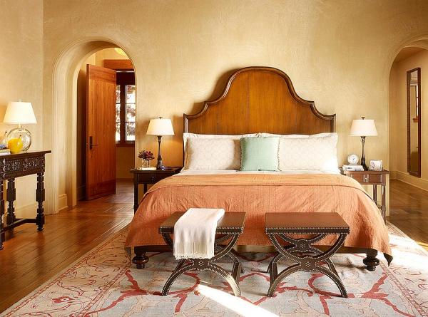 Soothing-bedroom-with-warm-earthen-tones