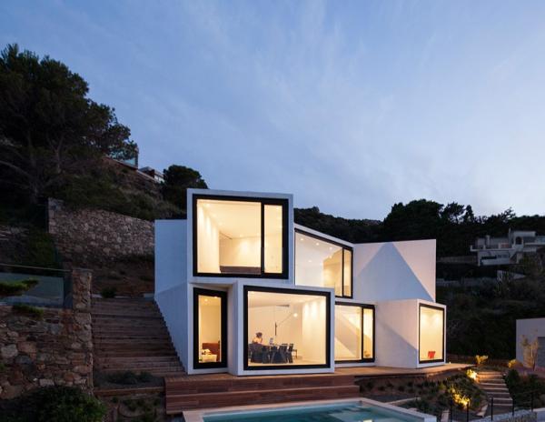 Sunflower-House-complete-front-facade