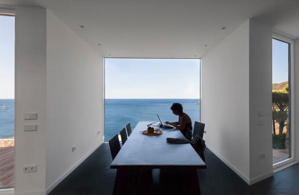 Sunflower-House-dining-area-separate-image