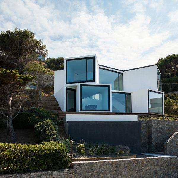 Sunflower-House-modern-architecture-clean-lines
