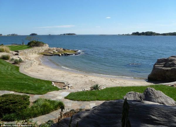 A Private Luxury Island With Its Own Cannon Is Up For $11 Million