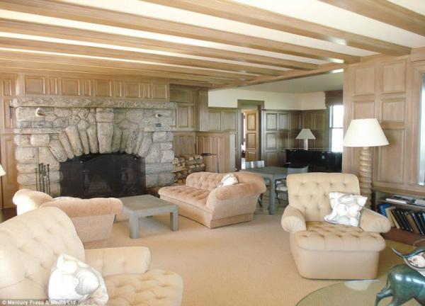 A Private Luxury Island With Its Own Cannon Is Up For $11 Million
