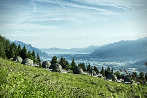 Whitepod-Eco-Luxury-Hotel-Switzerland-7