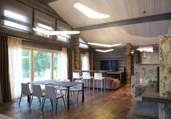 Wooden-Cottage-hardwood-floors