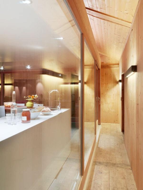 arsenal-b47-ralph-germann-architectes-kitchen-hallway