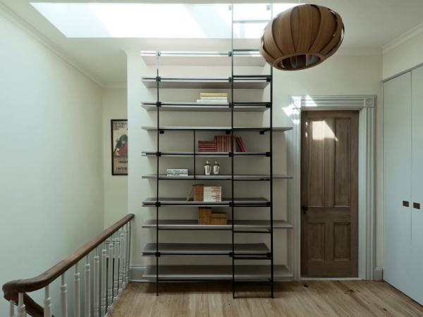 bookcase-ladder