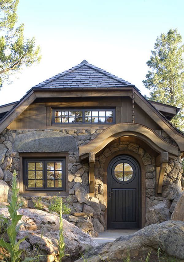 charming-rustic-cottage-house-front-door1
