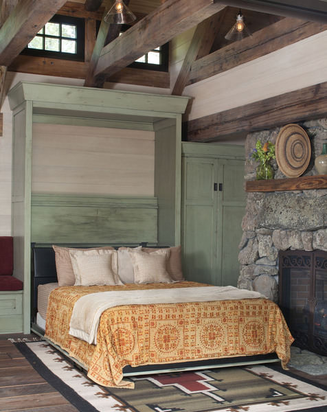 charming-rustic-cottage-house-murphy-bed