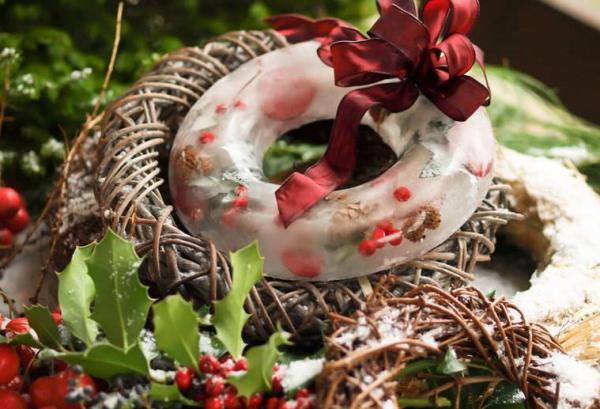 christmas-ice-wreath