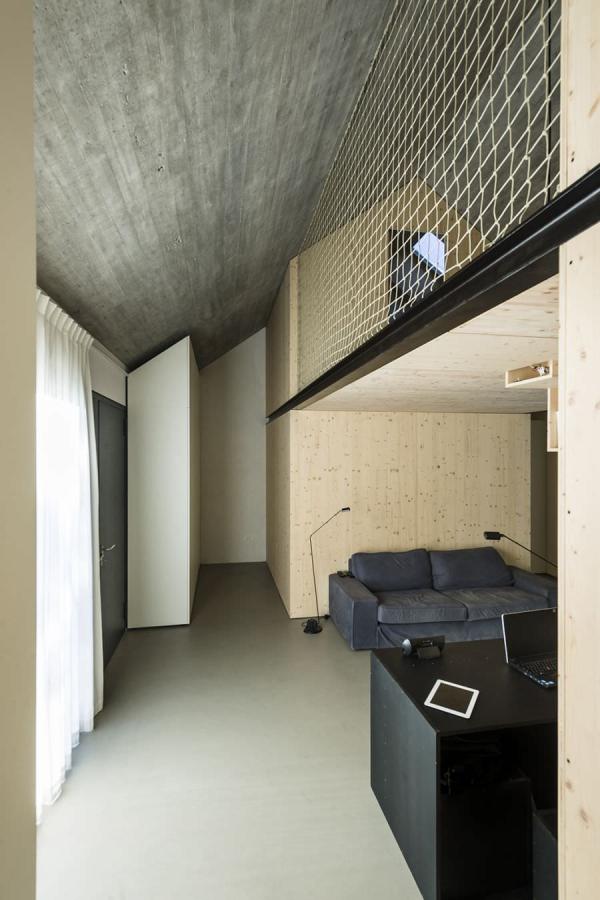 compact-karst-house-dekleva-gregori-arhitekti-interior-design1
