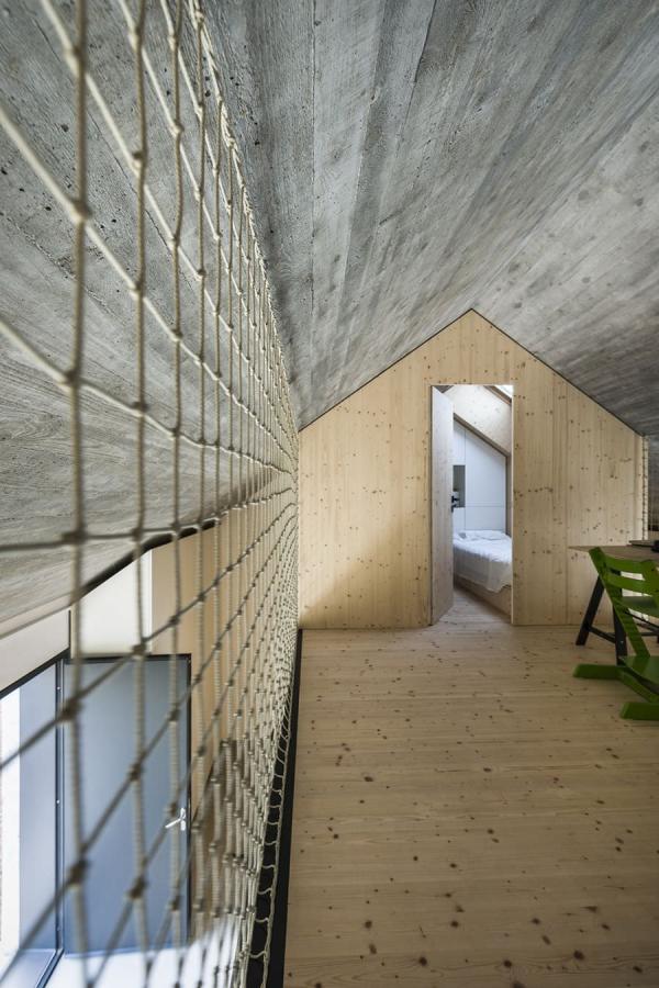 compact-karst-house-dekleva-gregori-arhitekti-interior-design2