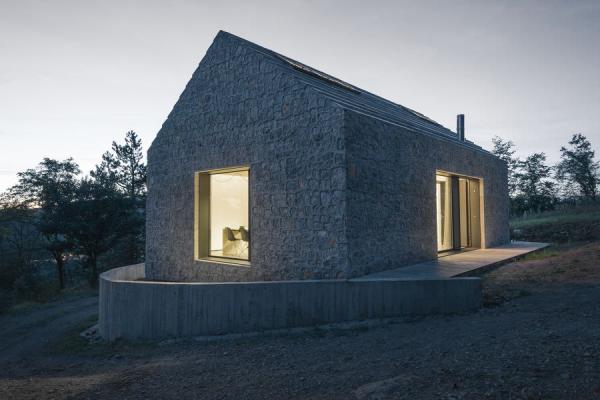 compact-slovenia-house-exterior