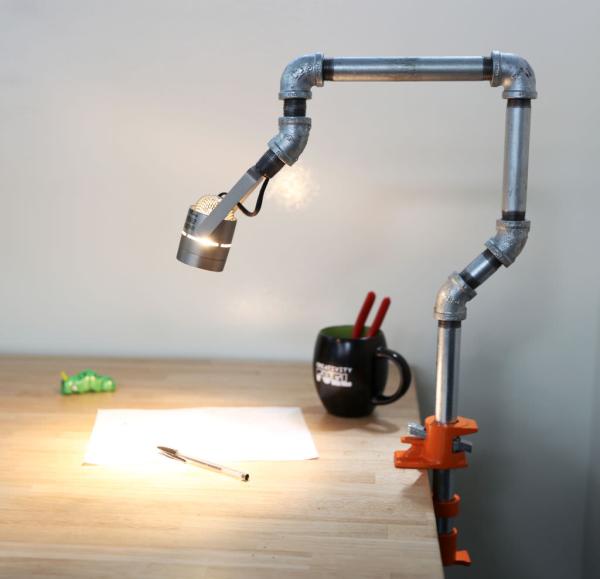 desk-pipes-lamp