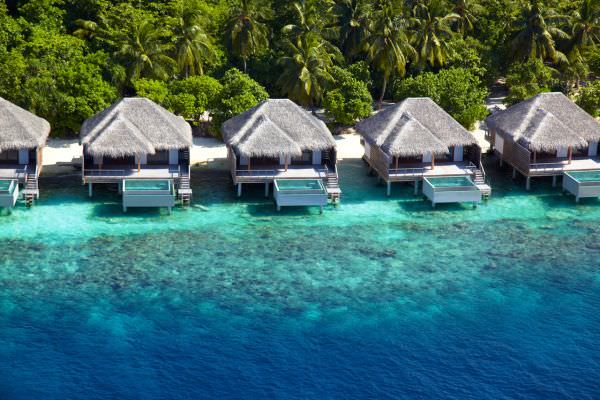 dusit-thani-maldives-resort