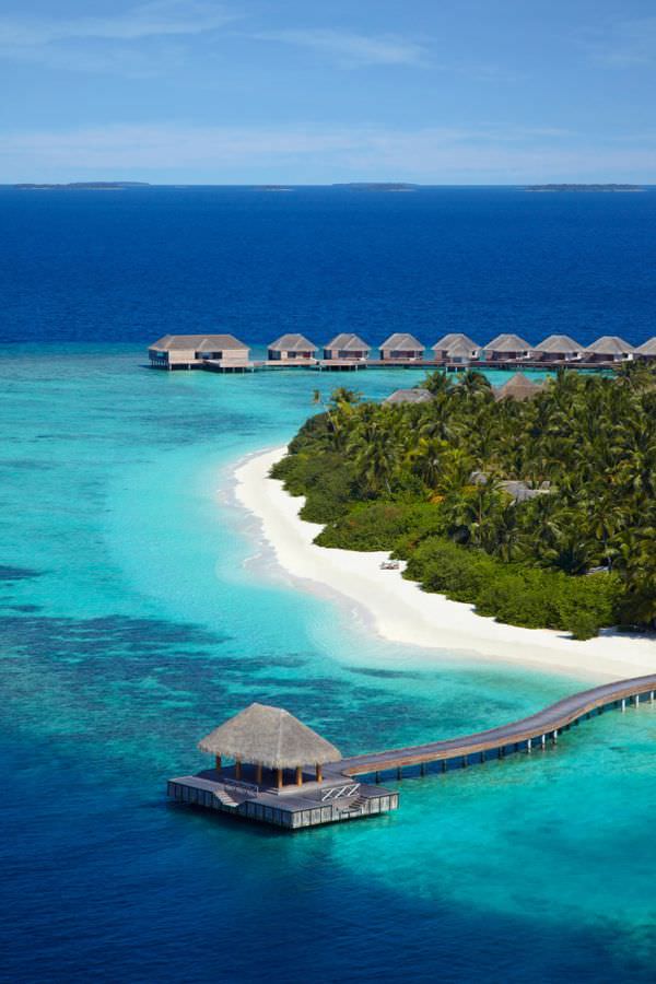 dusit-thani-maldives-resort1