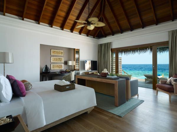 dusit-thani-maldives-resort11