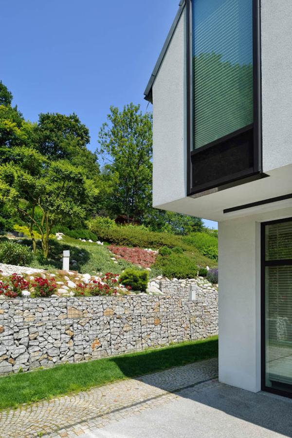 gg-house-architekt-lemanski-gabion-fence-walls