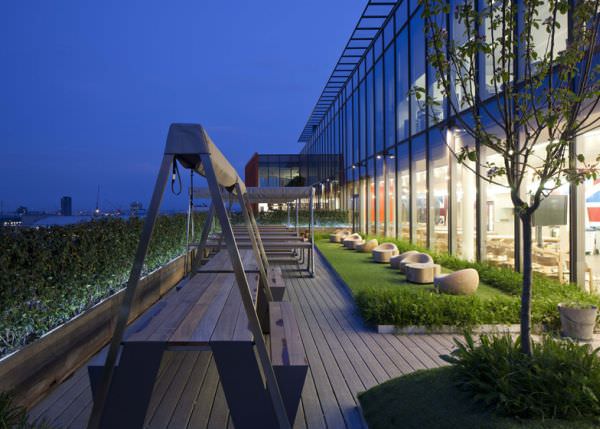 google-super-hq-office8