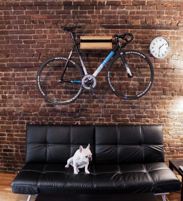 hang-your-biike-on-wall
