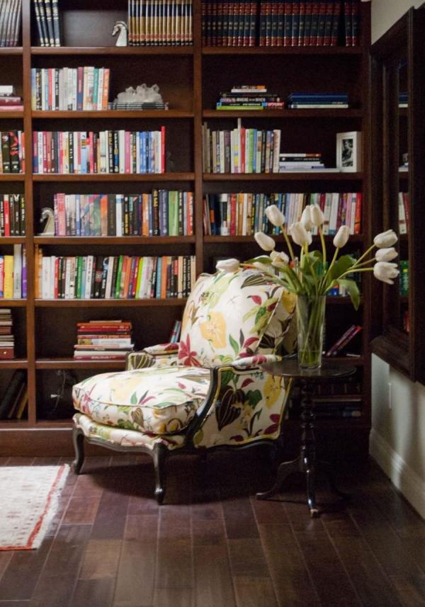 home-library-living-room-details