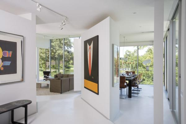 huff-living-room-floor-to-ceiling-windows