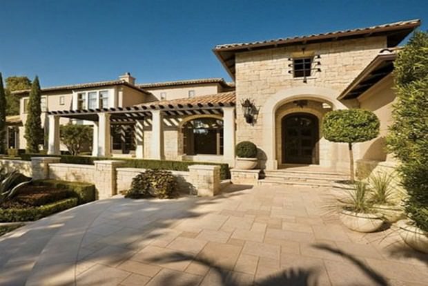 Lance Armstrong Sold His Home, Estate In Austin To Al Koehler