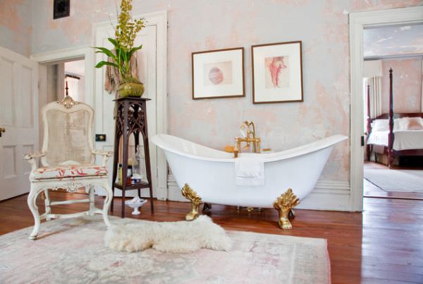 luxury-bathtub