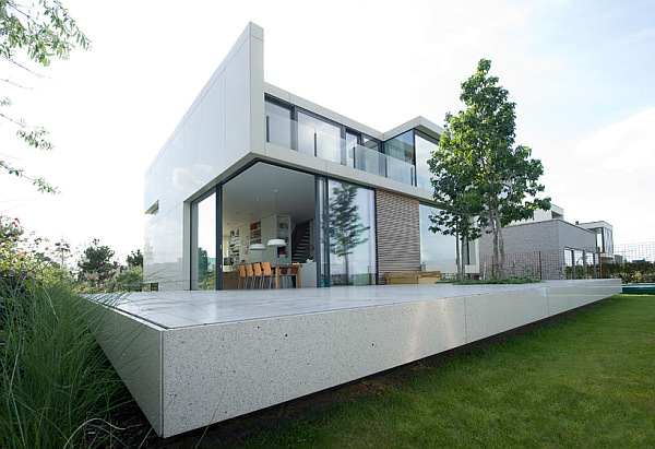 marble-suspended-deck