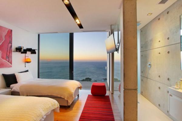 ocean-view-shared-bedroom
