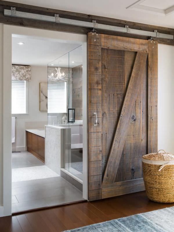 rustic-bathroom-barn-door