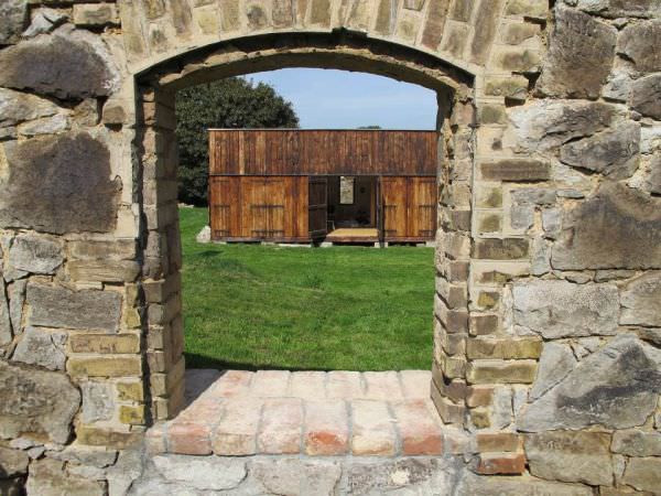 rustic-retreat-Czech-countryside2