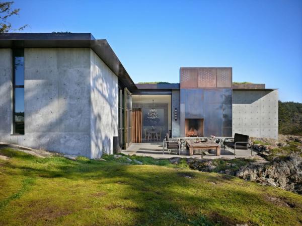 the-pierre-by-olson-kundig-architects-backyard