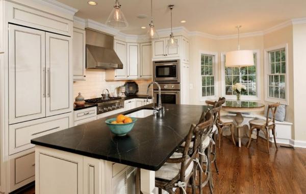 traditional-open-space-kitchen-american-style