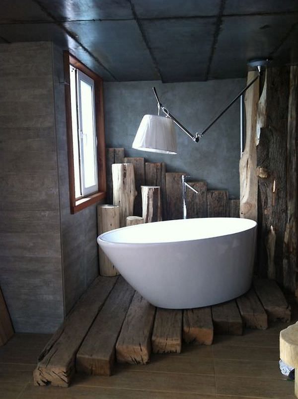 wood-beams-floor-under-bathtub-bathroom-rustic-design