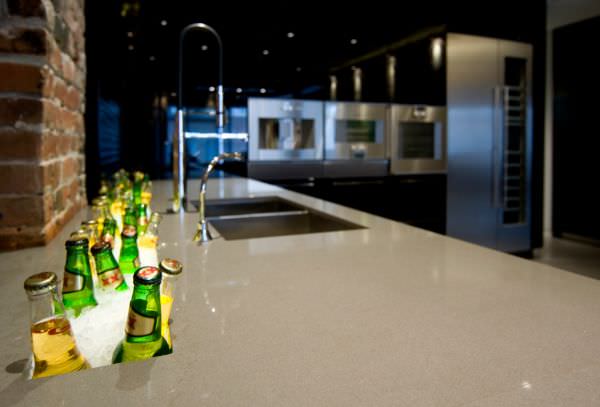 yaletown-loft-kelly-reynolds2